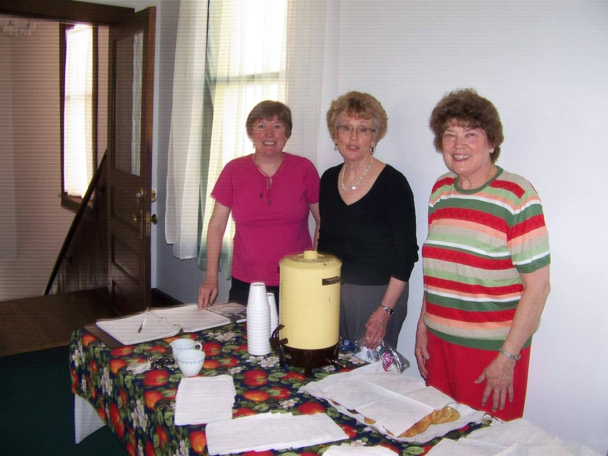 Volunteer – Apollo Area Historical Society