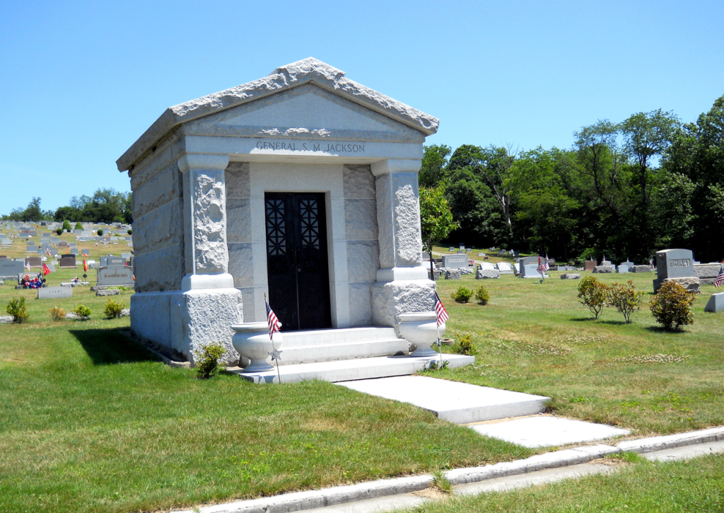 Gen. Jackson's grave Riverview Cemetery
